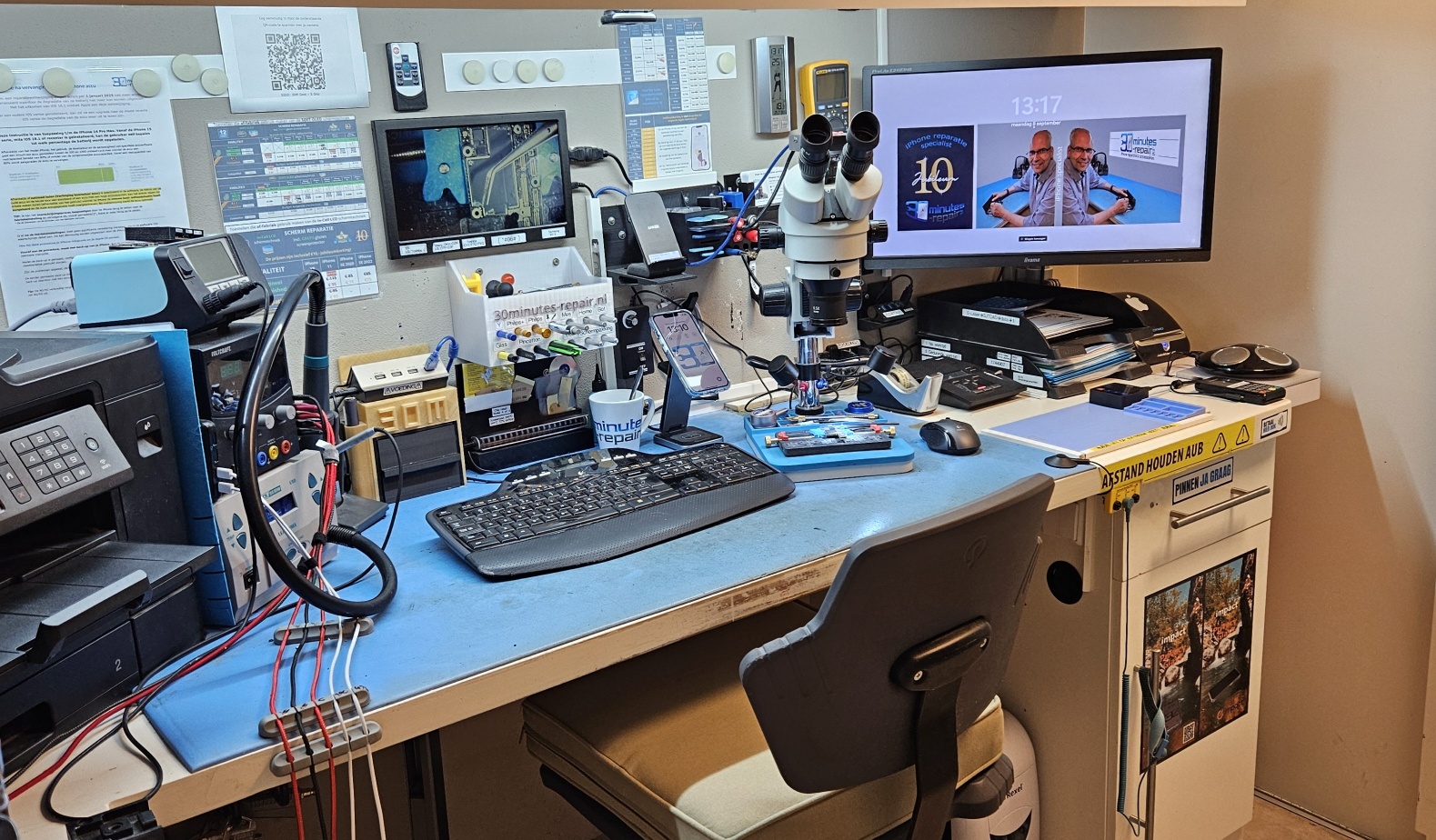 iPhone reparatie atelier regio Deventer, Zutphen en Apeldoorn - 30minutes-repair - Peter Meijer eigenaar